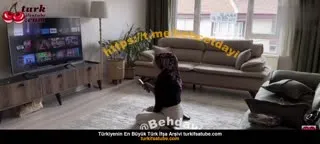 Her telden ifşa, Dar eteğiyle evi topladı